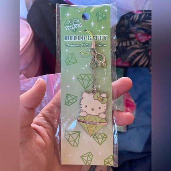 Hello Kitty August Birthstone Cell Phone Charm - Picture 1 of 2